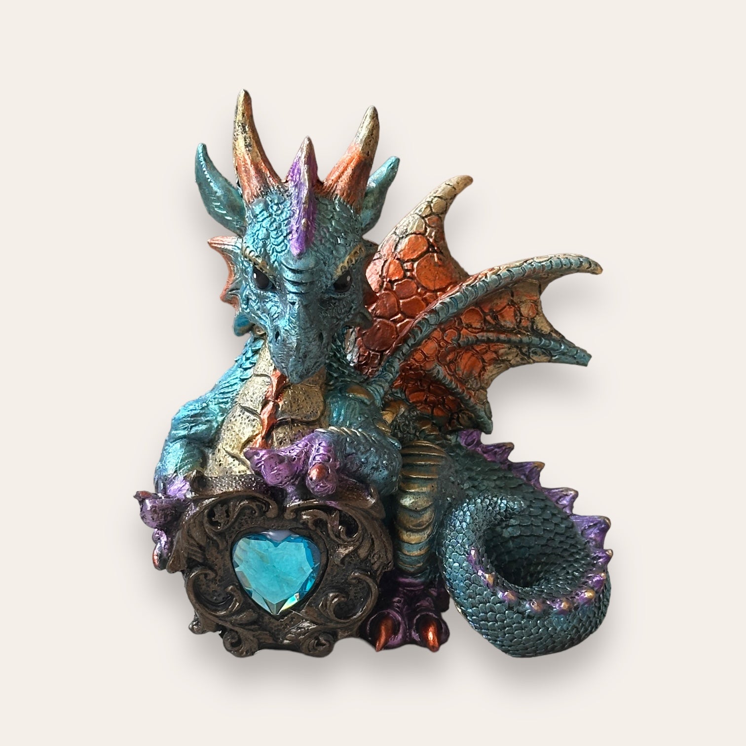 דרקון שומר אבן החן - Cosmic House