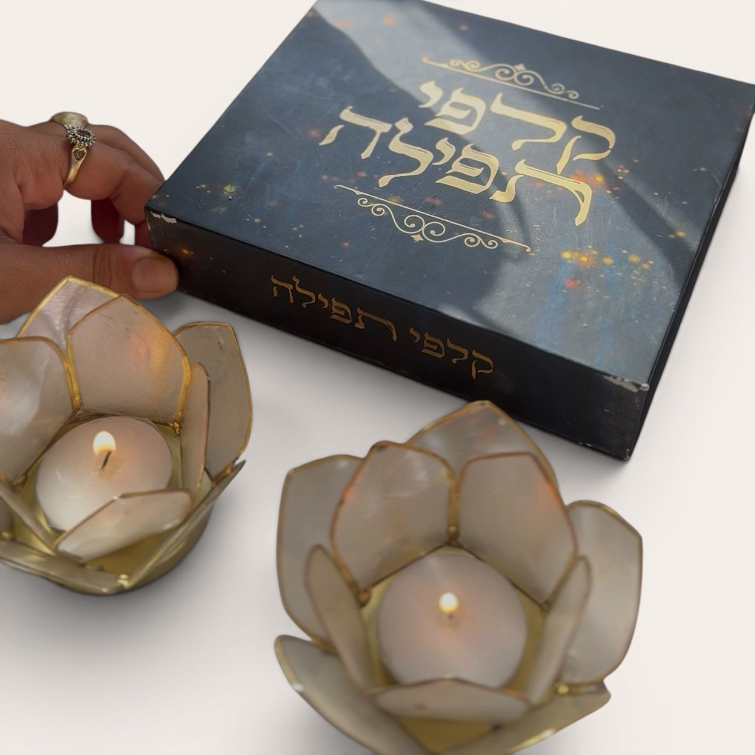 סט קלפי תפילה וזוג פמוטים